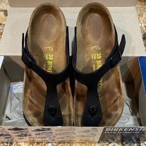 Birkenstock Gizeh size 39